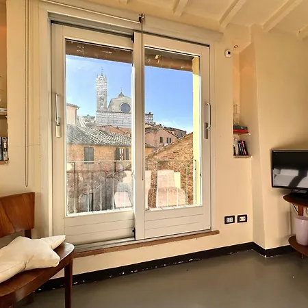 Lägenhet La Costarella - With Cozy Terrace Siena