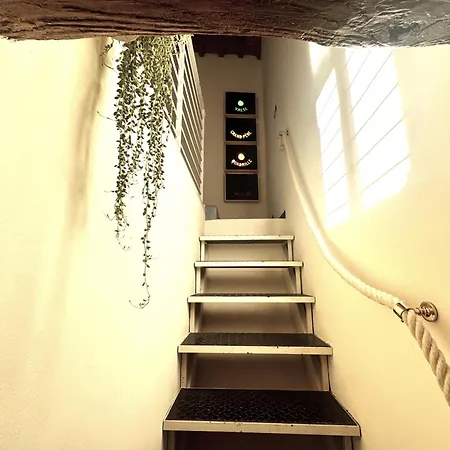 La Costarella - With Cozy Terrace Sienne