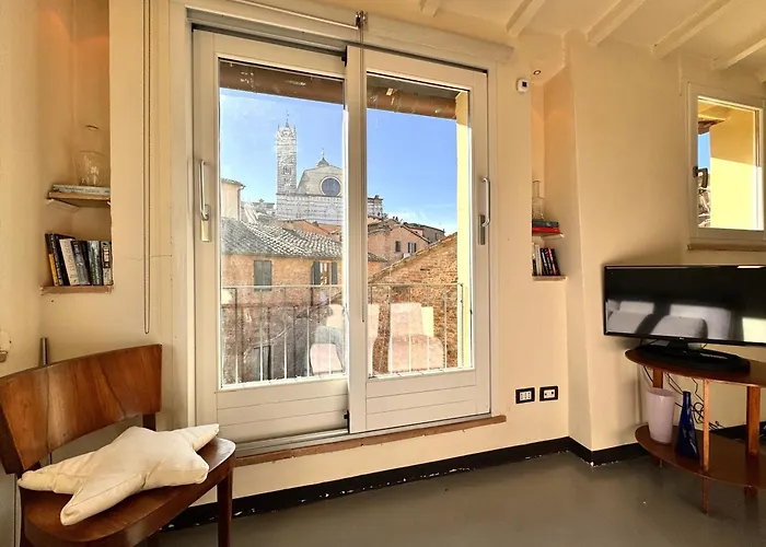 Appartamento La Costarella - With Cozy Terrace Siena